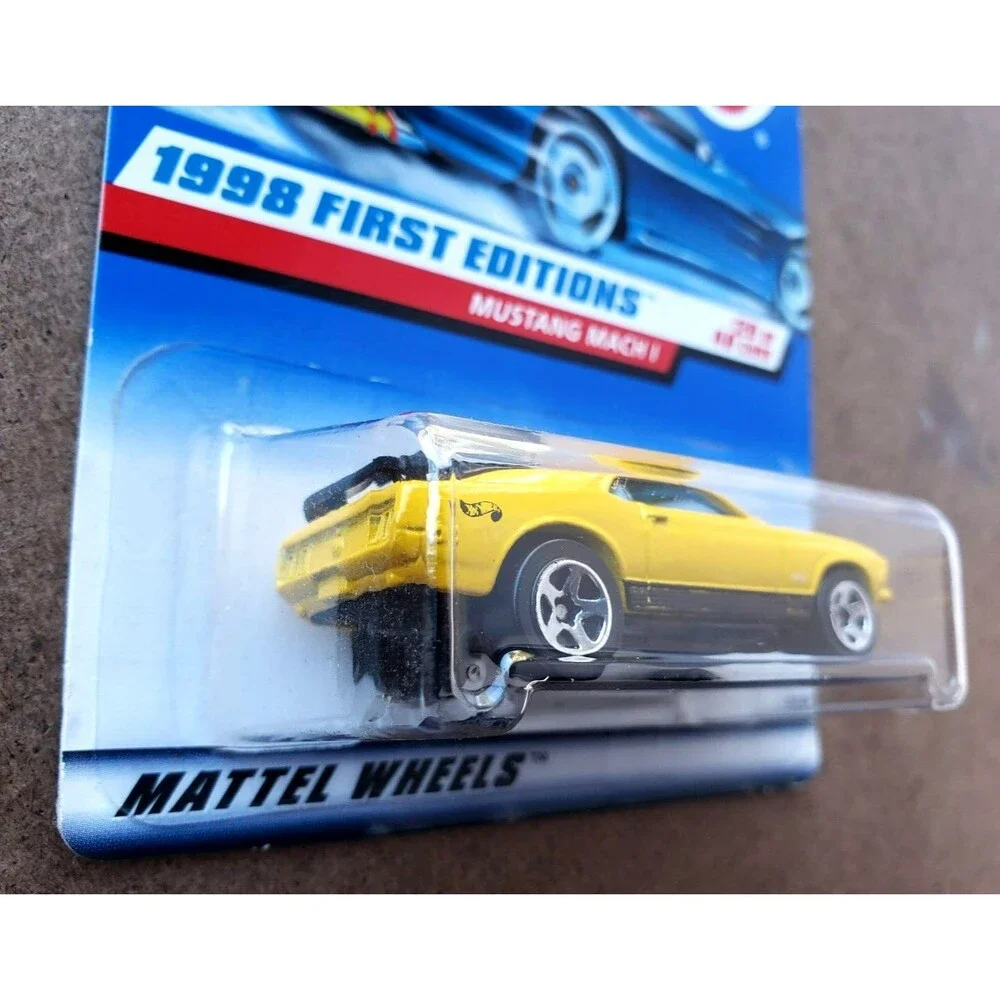 Hot Wheels FORD '70 MUSTANG MACH I Yellow 1998 First Editions 29/40 1:64 670 5SP